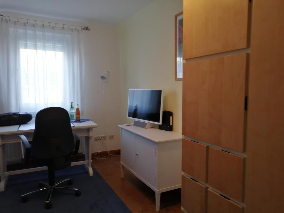 Apartment & Zimmer Familie Trescher Tubingen Bagian luar foto