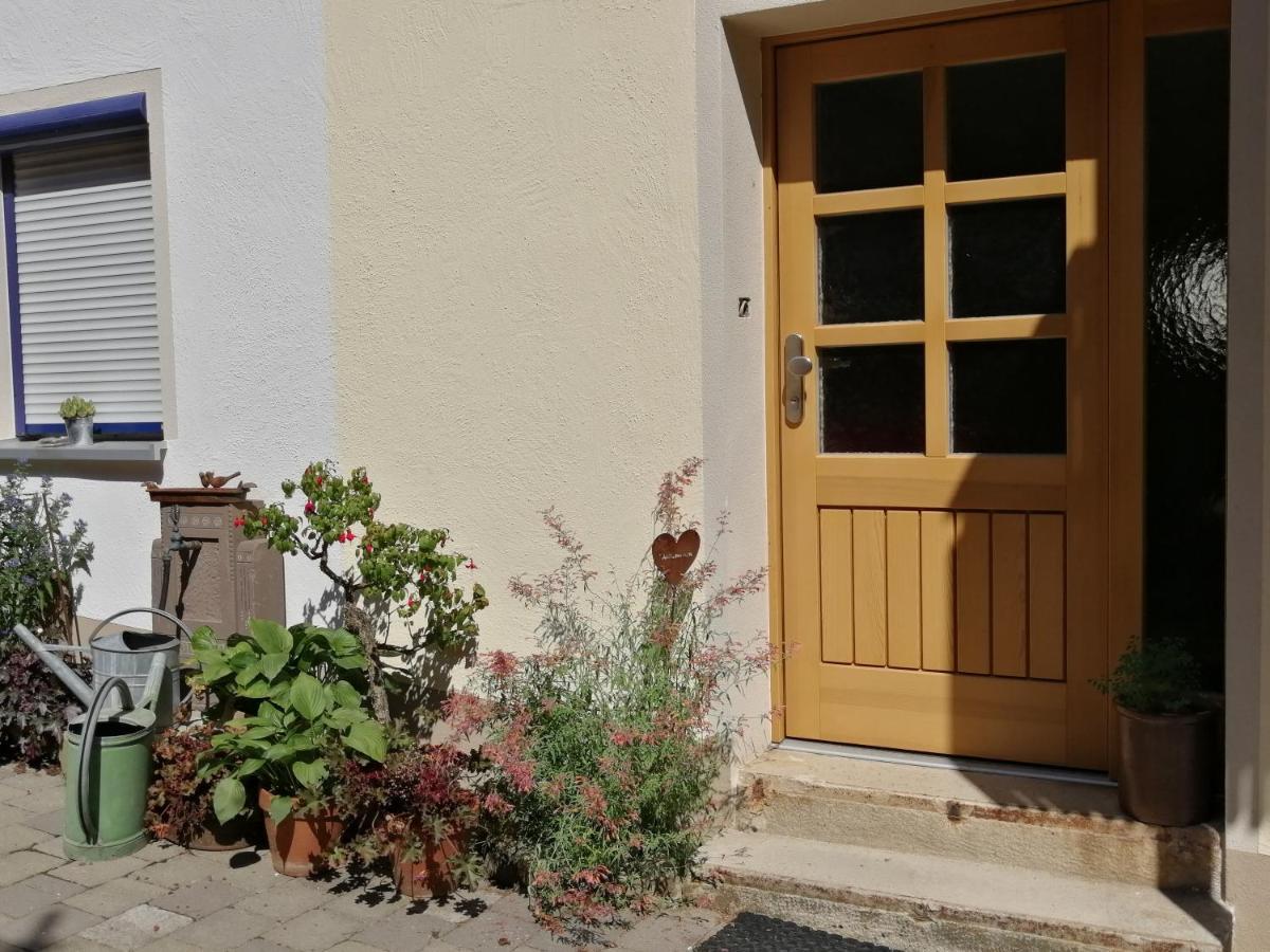 Apartment & Zimmer Familie Trescher Tubingen Bagian luar foto
