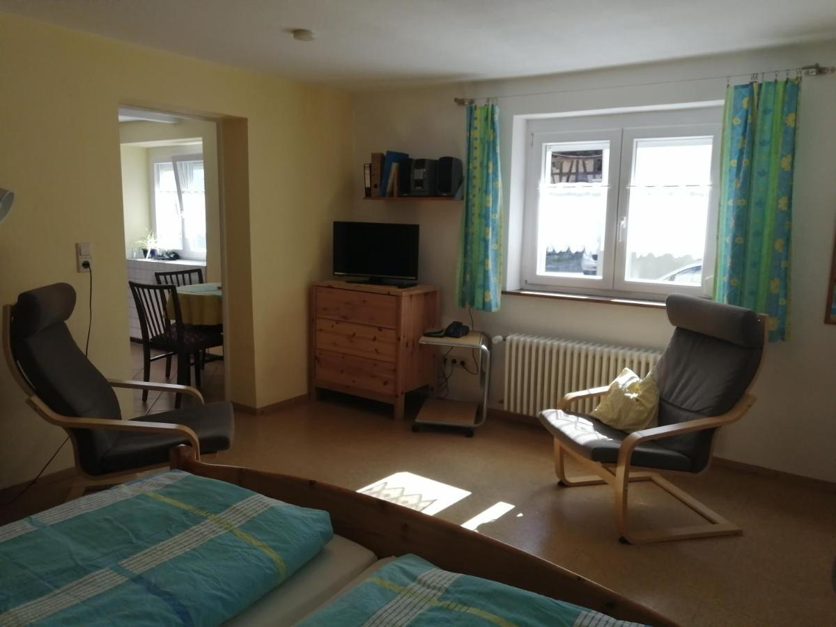 Apartment & Zimmer Familie Trescher Tubingen Bagian luar foto