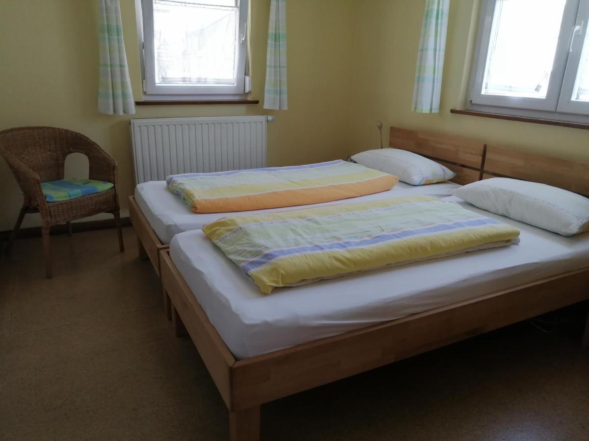 Apartment & Zimmer Familie Trescher Tubingen Bagian luar foto
