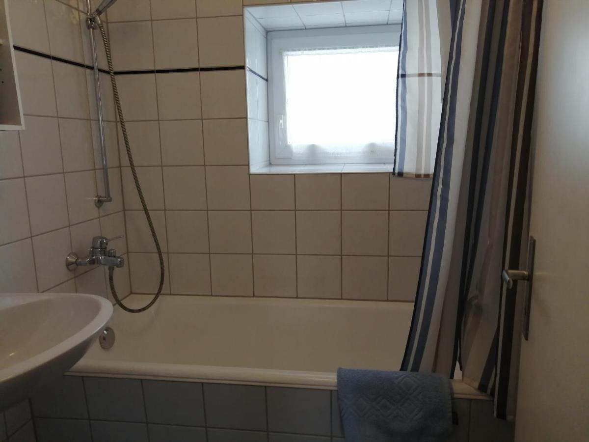 Apartment & Zimmer Familie Trescher Tubingen Bagian luar foto